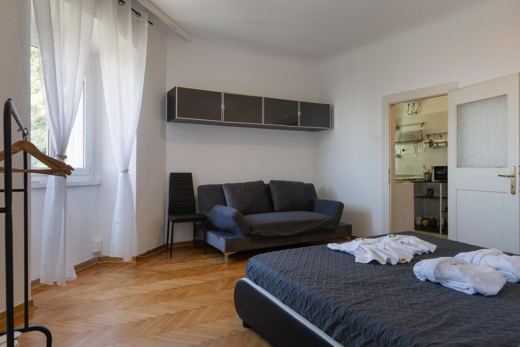 Vistasanlu Apartment Триест Екстериор снимка