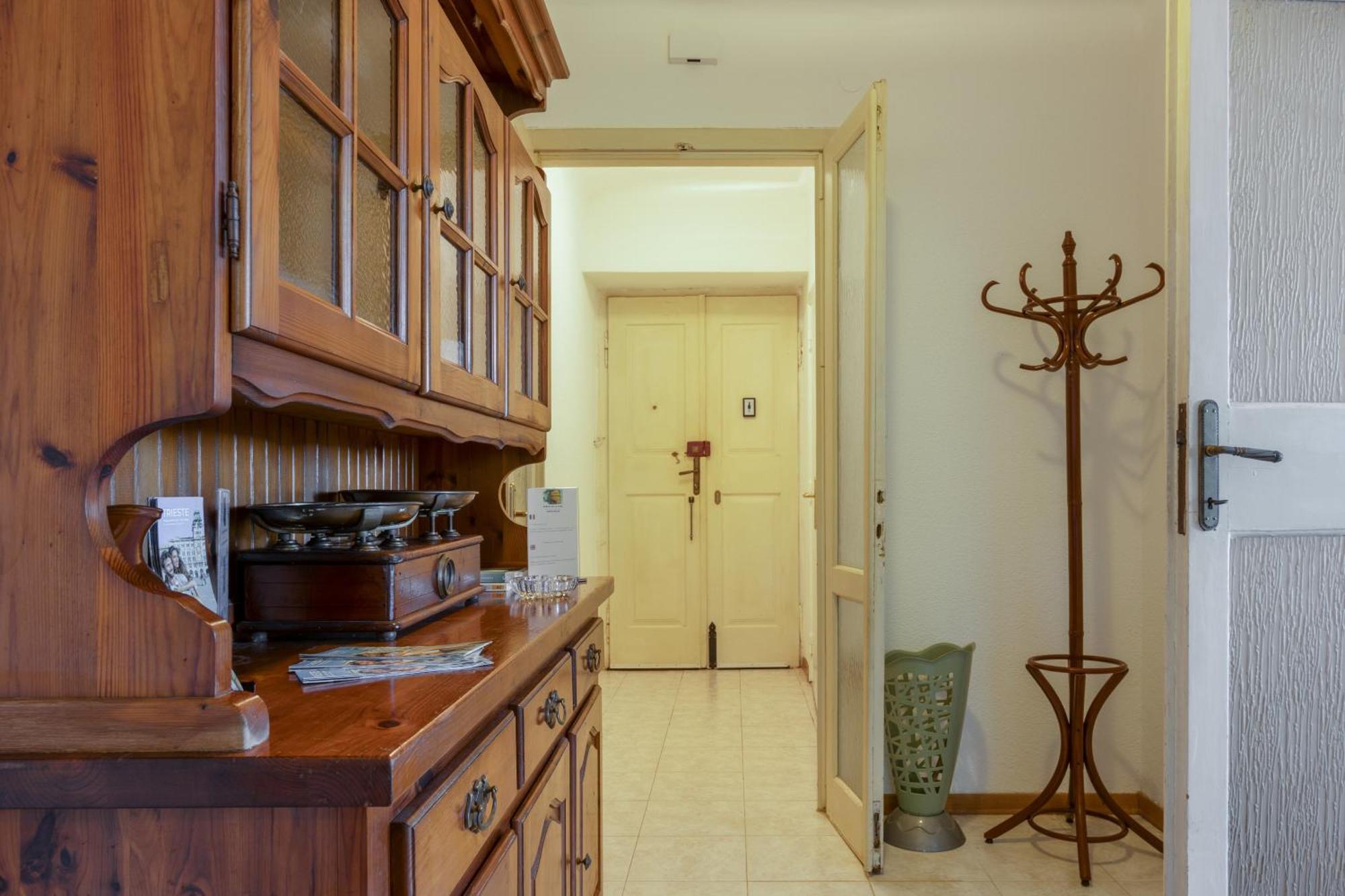 Vistasanlu Apartment Триест Екстериор снимка