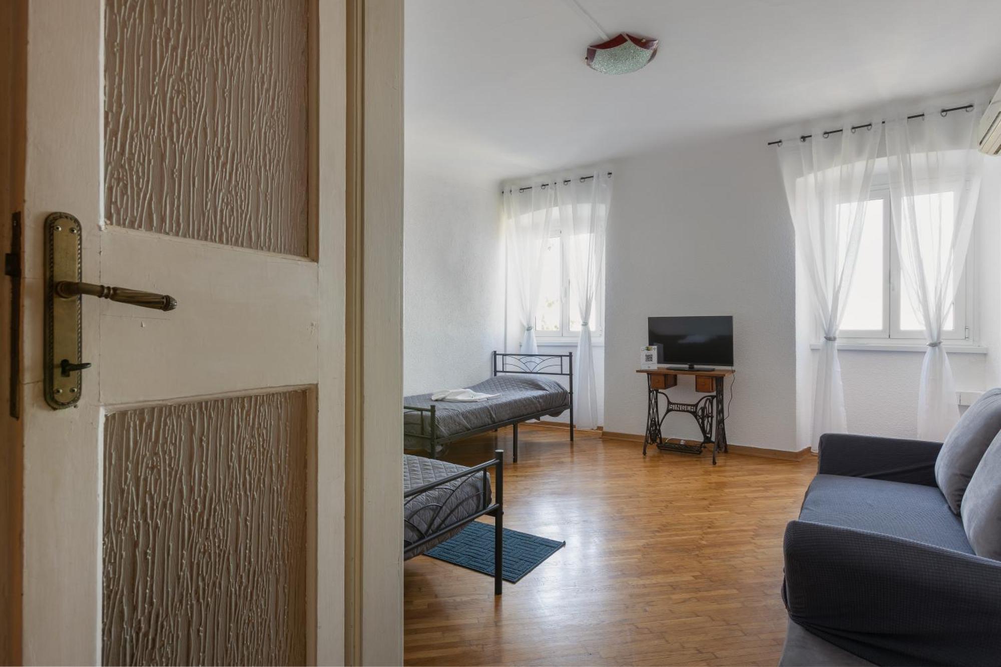 Vistasanlu Apartment Триест Екстериор снимка